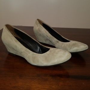 Paul Green "Laurel" Suede Wedges Size 7.5 AU/10US